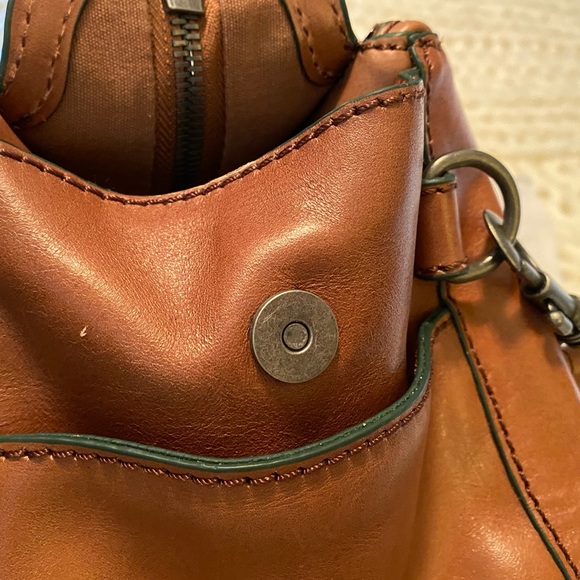 Liebeskind Berlin Milena Glossy Handbag in Sand - Picture 7 of 15